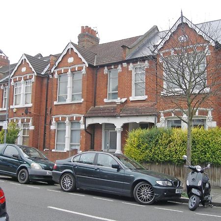 Groves 4 bedroom, Shepherds Bush Londen Buitenkant foto
